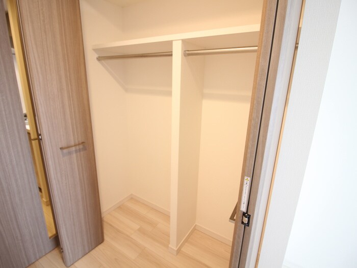 物件内観写真22　(収納)