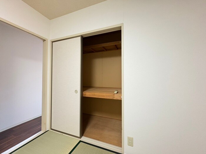物件内観写真14　(収納)