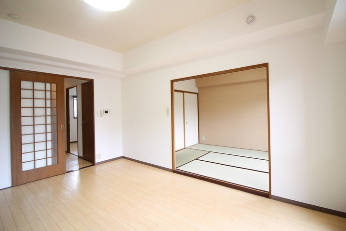 物件内観写真8　(居室)