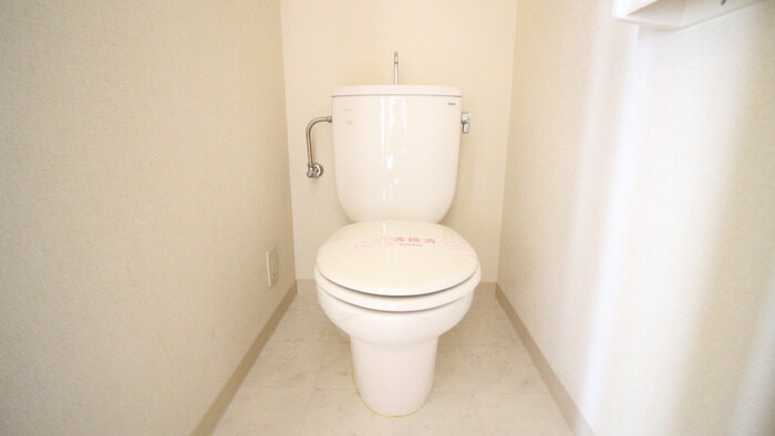 物件内観写真11　(トイレ)