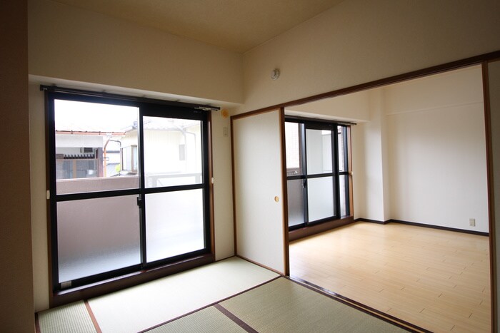 物件内観写真15　(居室)