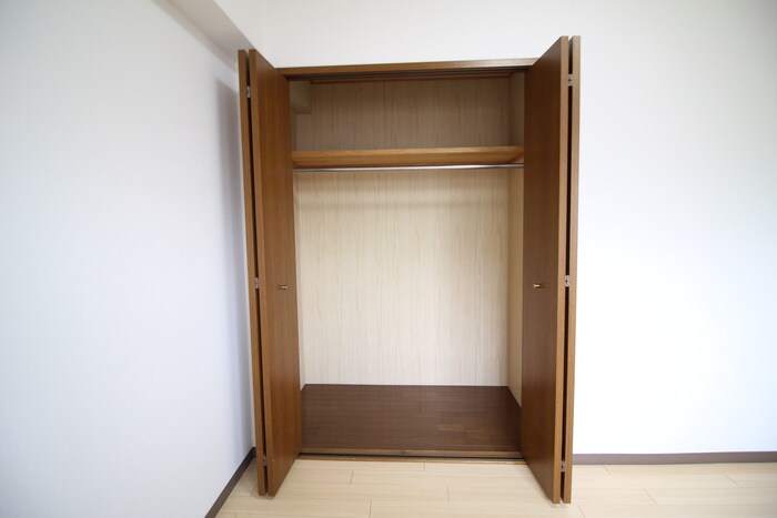 物件内観写真16　(収納)