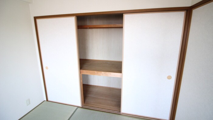 物件内観写真22　(収納)