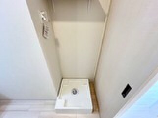 物件内観写真9　(洗濯機置場)