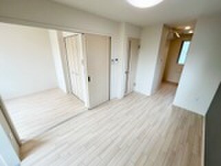 物件内観写真14　(居室)