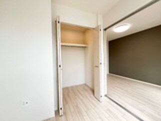 物件内観写真16　(収納)