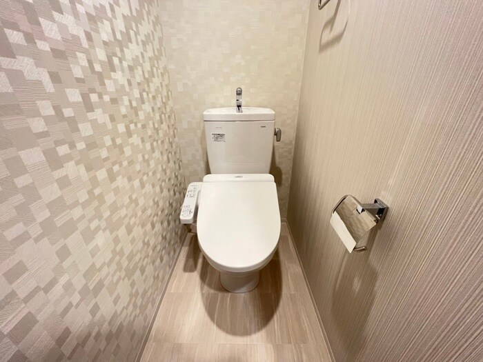 物件内観写真14　(トイレ)