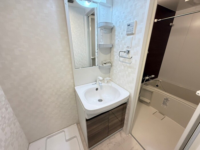 物件内観写真14　(洗面)