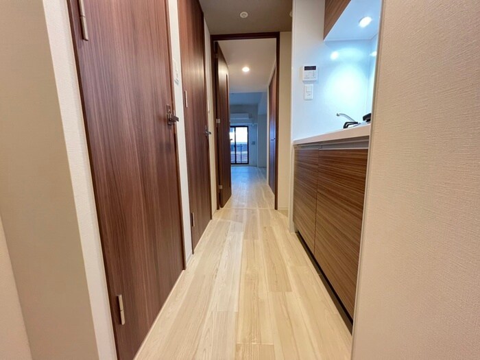 物件内観写真20　(廊下)