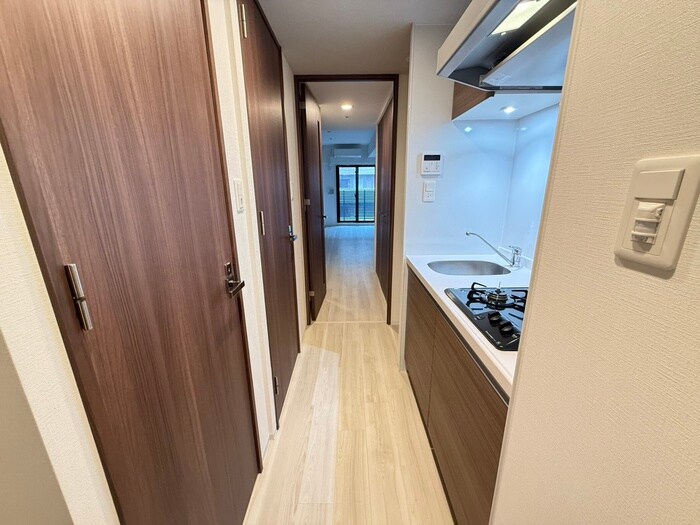 物件内観写真20　(廊下)