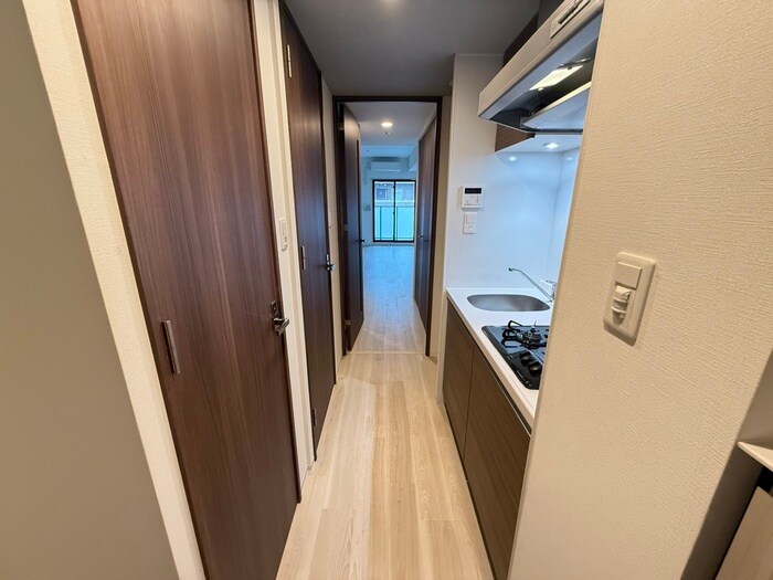 物件内観写真20　(廊下)