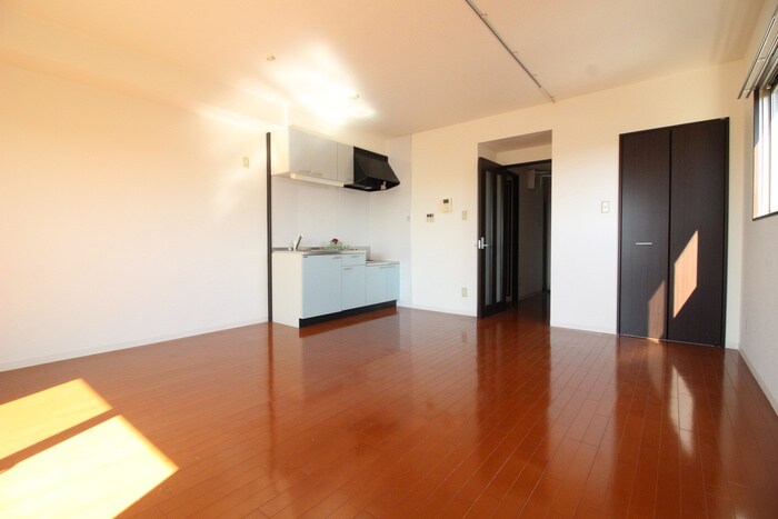 物件内観写真9　(居室)