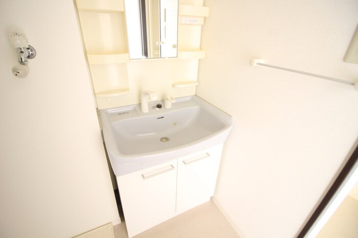 物件内観写真13　(洗面)