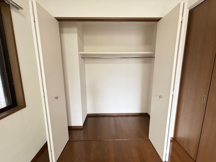物件内観写真12　(収納)