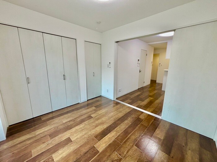 物件内観写真8　(居室)