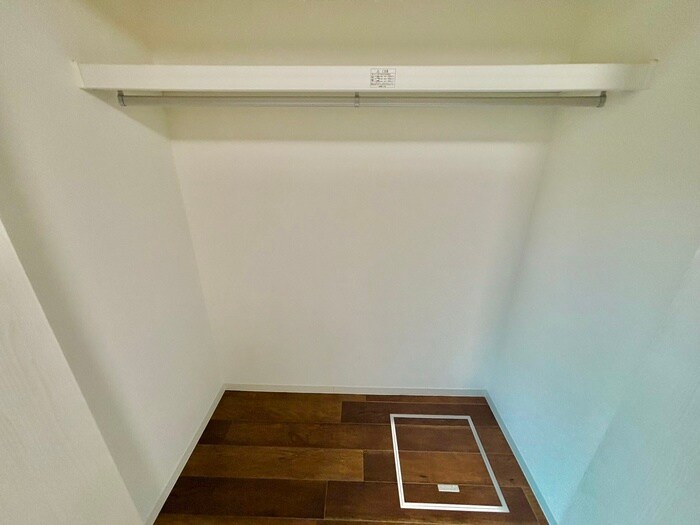 物件内観写真11　(収納)