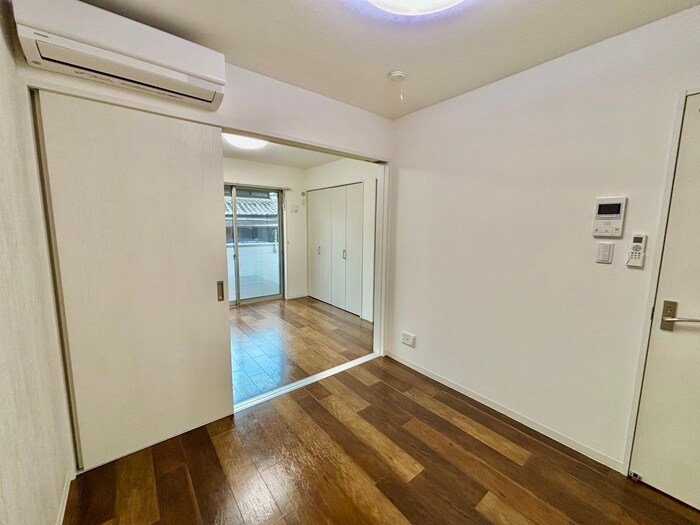 物件内観写真12　(居室)