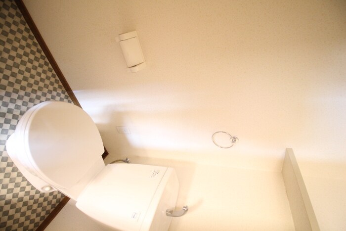 物件内観写真15　(トイレ)