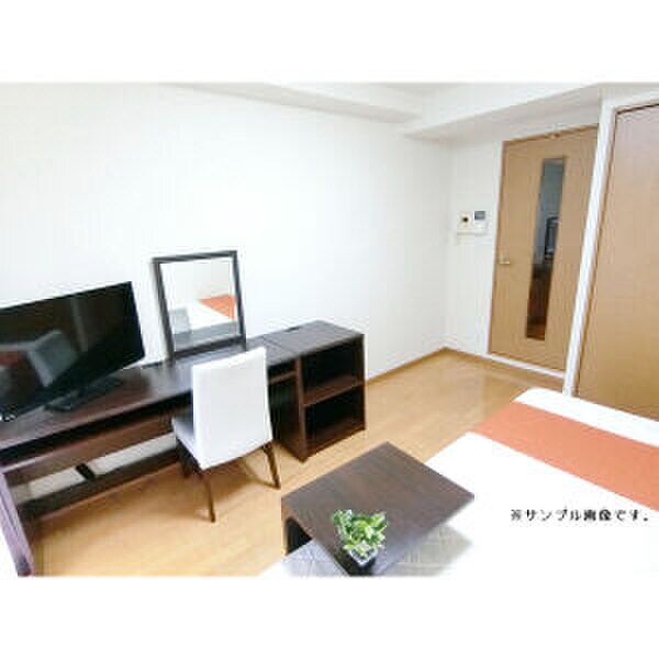 物件内観写真8　(居室)