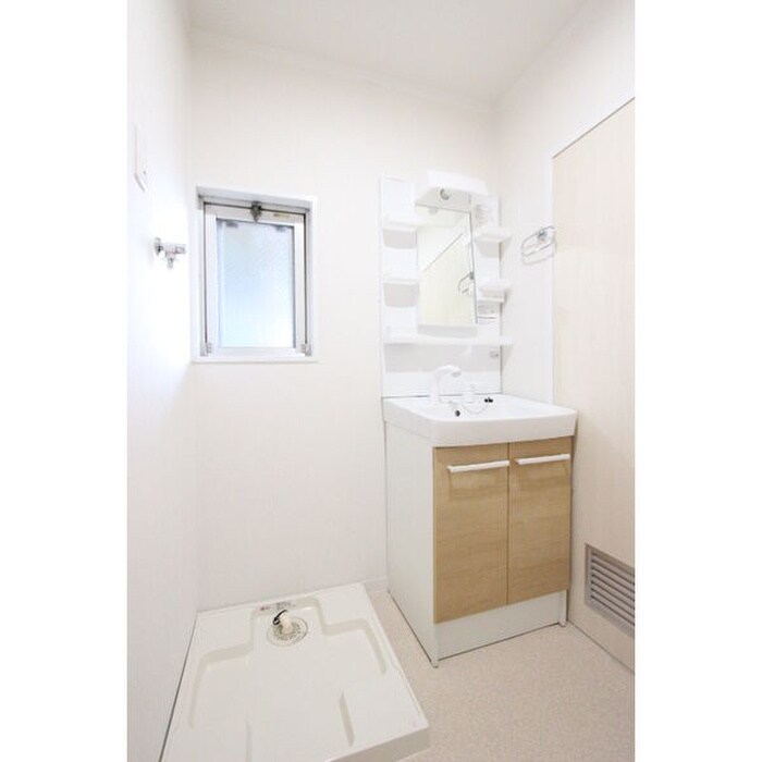 物件内観写真9　(洗面)