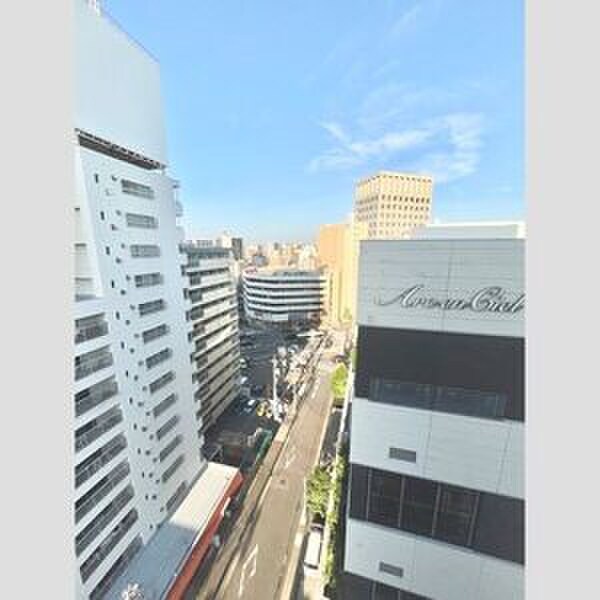 物件内観写真13　(室内からの展望)