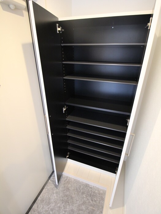 物件内観写真6　(靴箱)