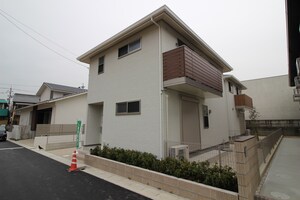 シャイネンドルフD棟外観写真