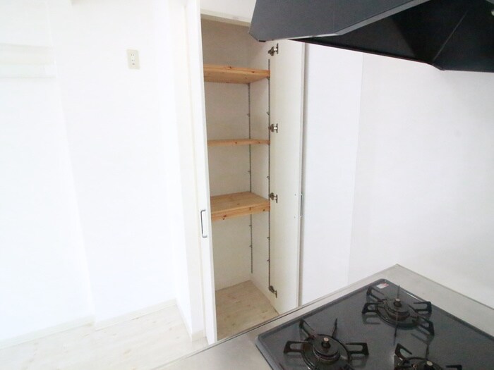 物件内観写真9　(収納)