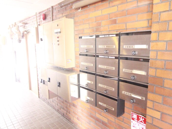 物件外観写真4　(建物設備)