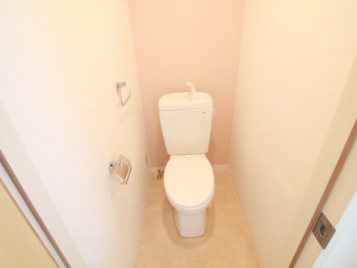 物件内観写真14　(トイレ)