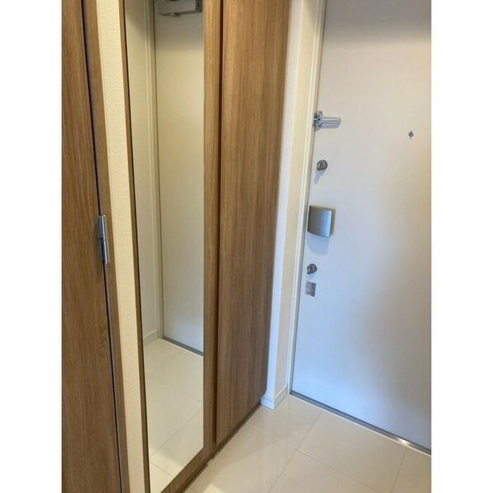 物件内観写真8　(靴箱)