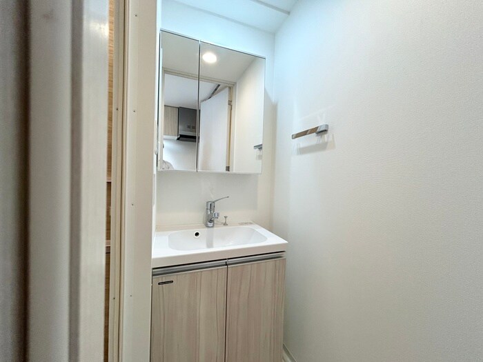 物件内観写真13　(洗面)