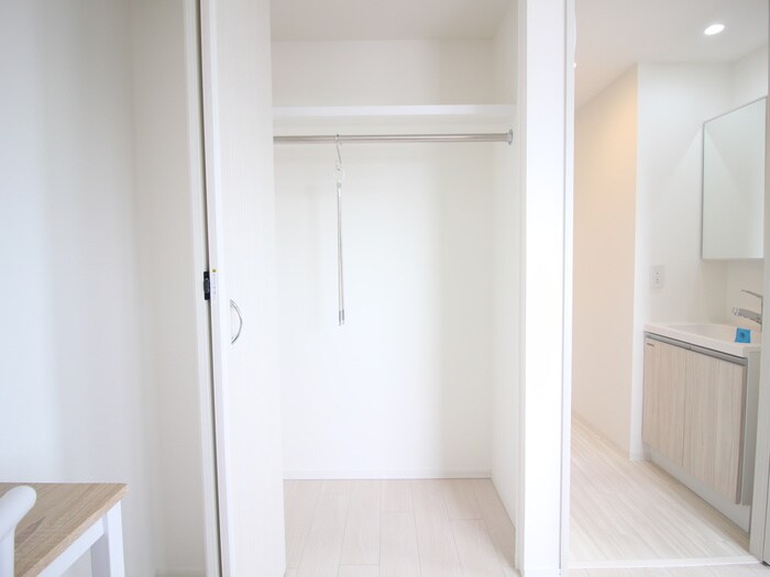 物件内観写真16　(収納)