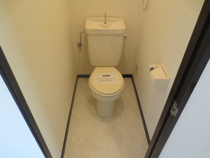 物件内観写真7　(トイレ)