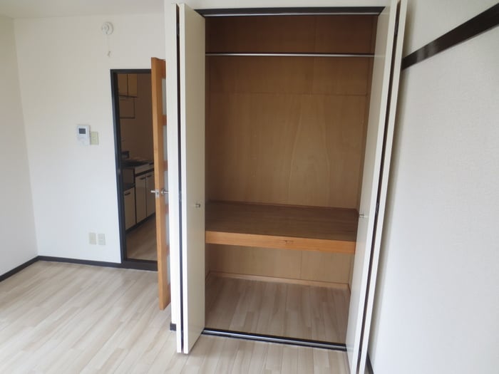 物件内観写真13　(収納)