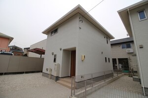 シャイネンドルフE棟外観写真
