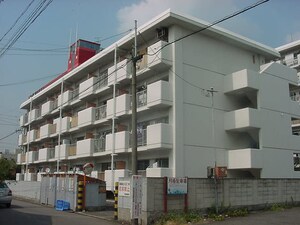 第一富士マンションＢ棟外観写真