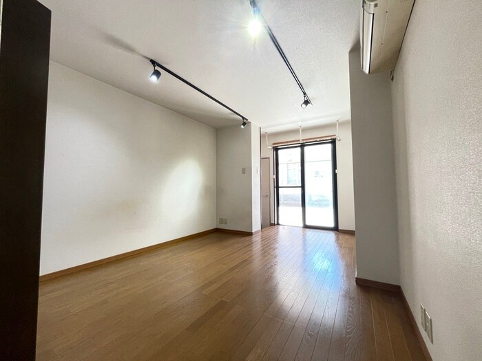 物件内観写真21　(居室)