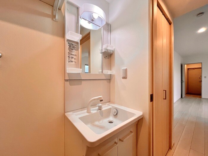 物件内観写真12　(洗面)