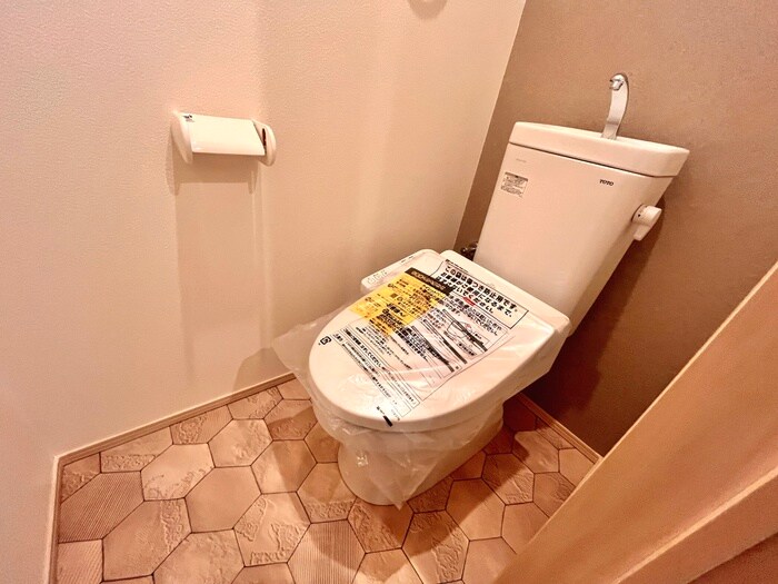 物件内観写真12　(トイレ)