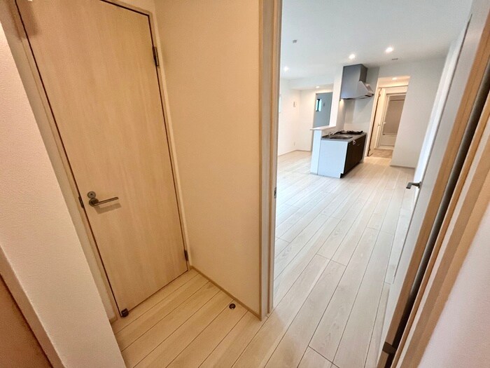 物件内観写真16　(廊下)