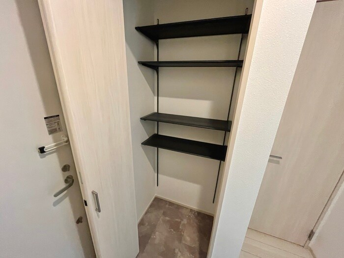 物件内観写真18　(靴箱)