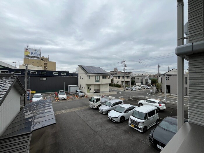 物件内観写真22　(室内からの展望)