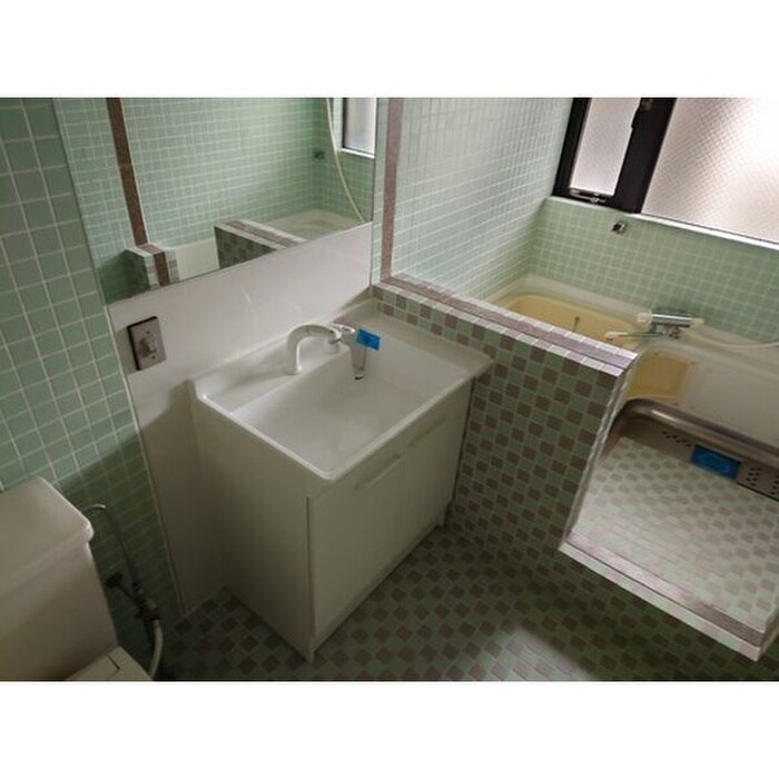 物件内観写真10　(洗面)