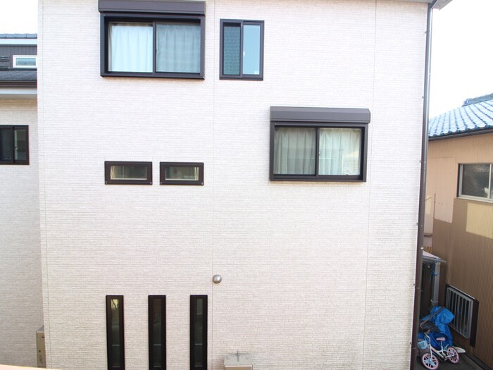 物件内観写真22　(室内からの展望)