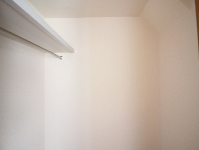 物件内観写真8　(収納)