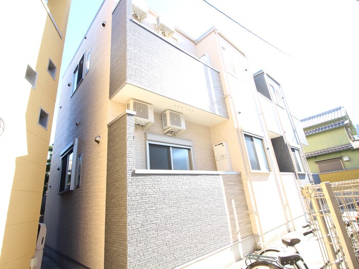 物件外観写真2　(外観写真)