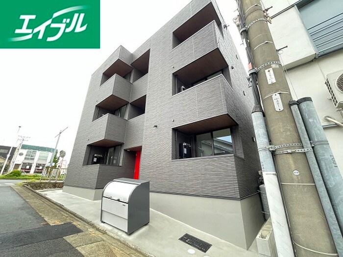 物件外観写真1　(外観写真)