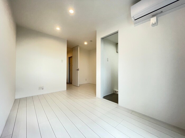 物件内観写真7　(廊下)