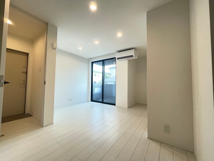 物件内観写真8　(廊下)